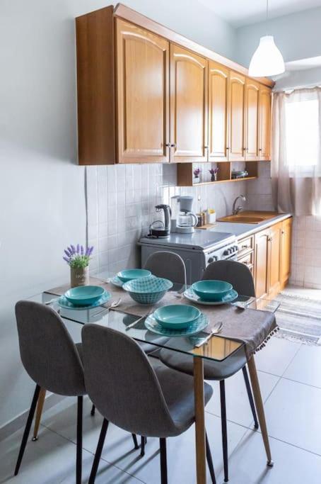 Cozy Airbnb Room In Афины Экстерьер фото
